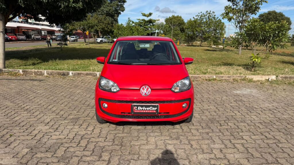 UP! MOVE 1.0 TSI TOTAL FLEX 12V 5P VOLKSWAGEN