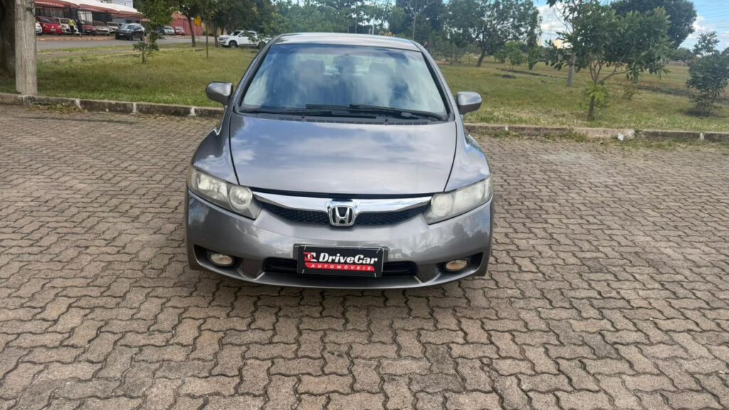 CIVIC LXS 1.8 FLEX 16V AUT 4P HONDA